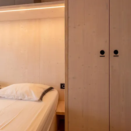 Sun Deck Buqez 70 Villa