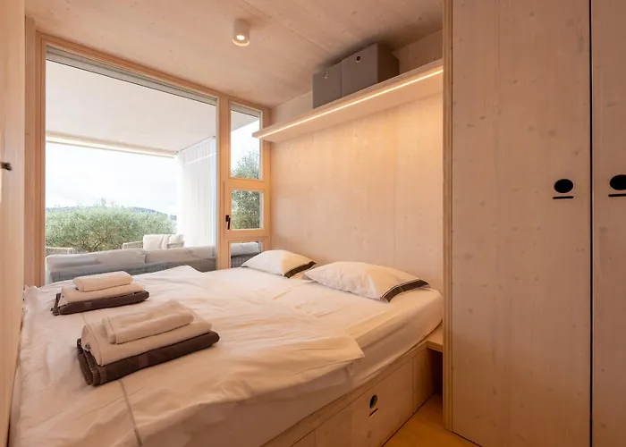 Willa Sun Deck Buqez 70