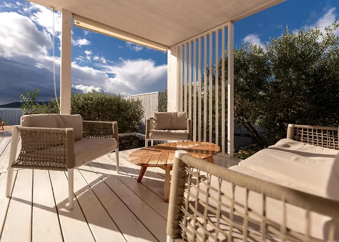 Willa Sun Deck Buqez 70 *