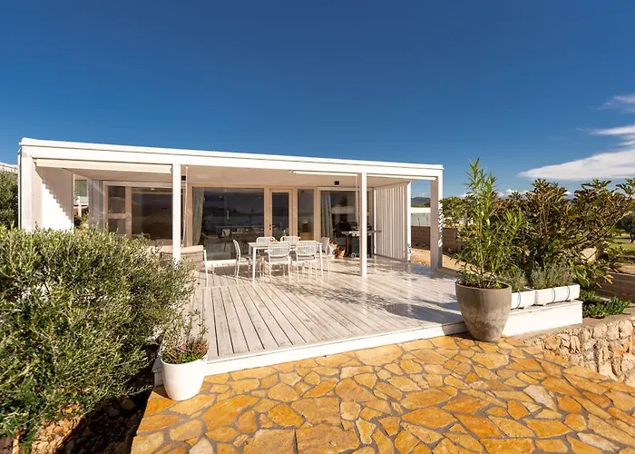 Vila Sun Deck Buqez 70